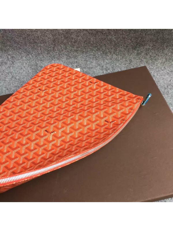 Goyard Clutch