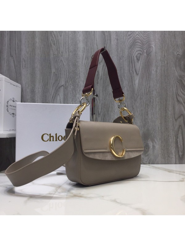 Chloé C Shoulder Bags