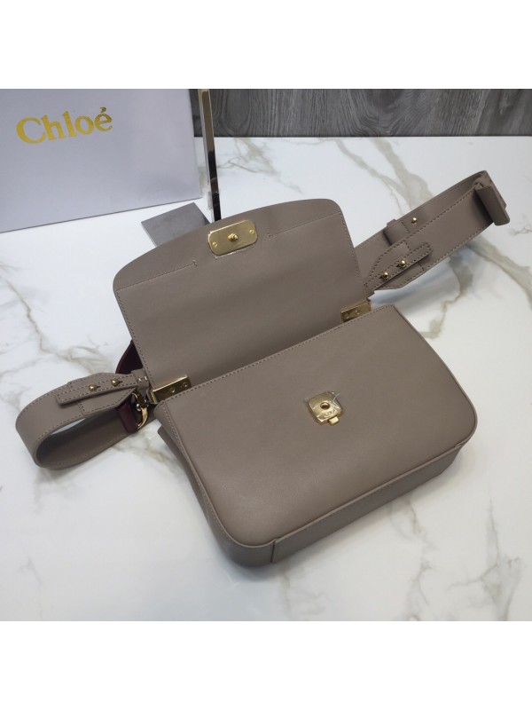 Chloé C Shoulder Bags