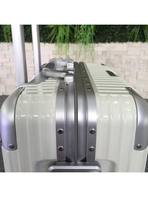 RIMOWA Travel box