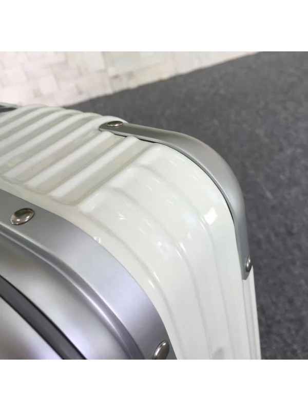 RIMOWA Travel box