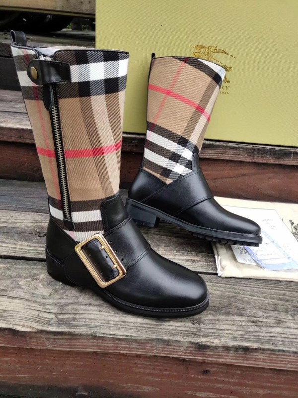 Burberry boot