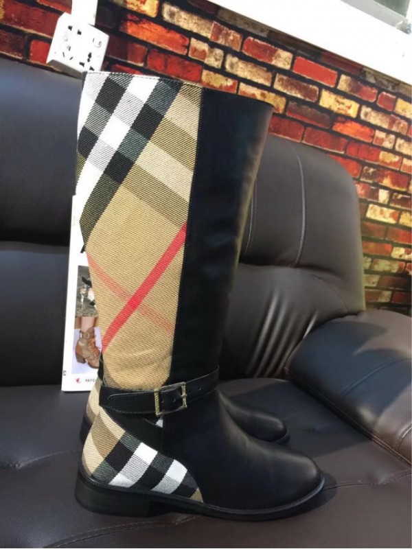 Burberry boot