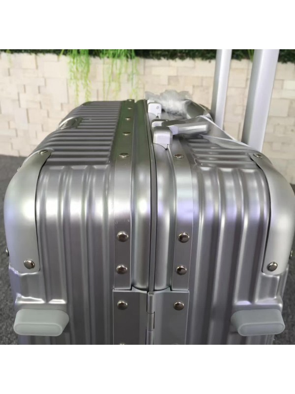 RIMOWA Travel box