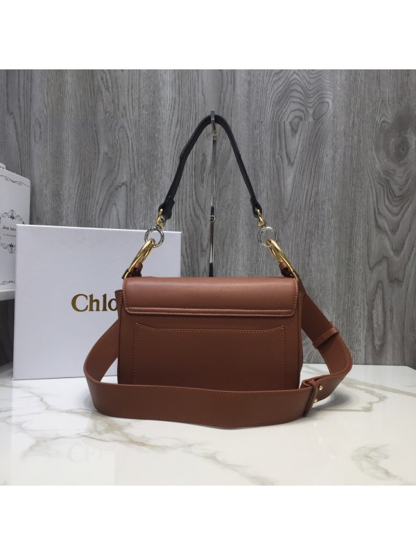 Chloé C Shoulder Bags