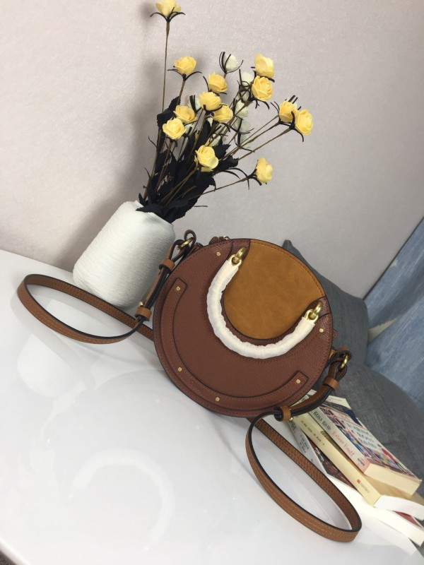 Chloe Pixie bag