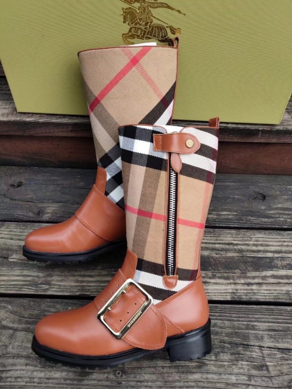 Burberry boot