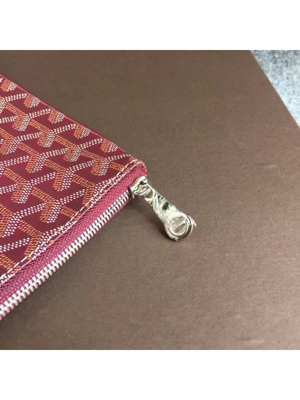 Goyard Clutch