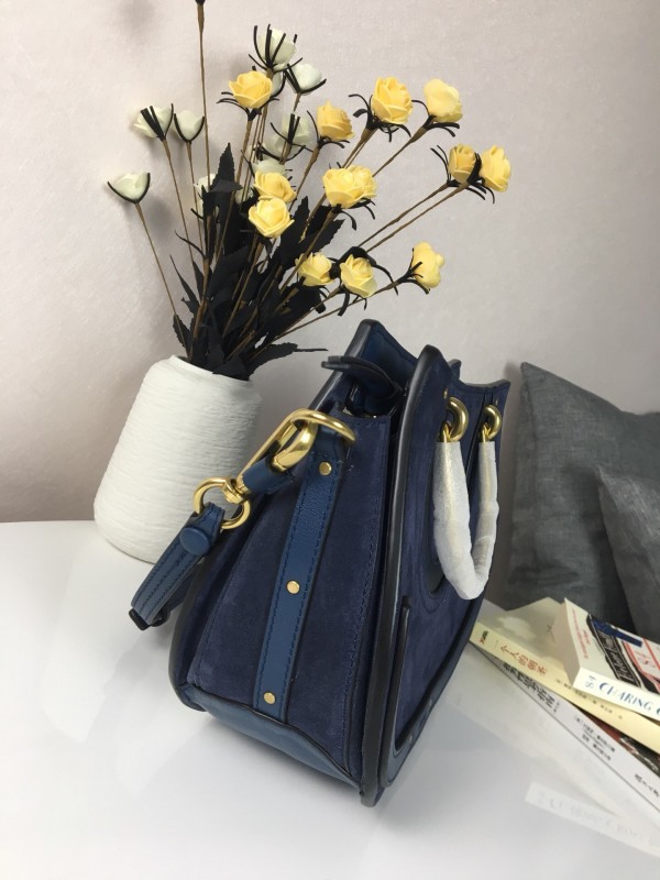 Chloe Pixie bag