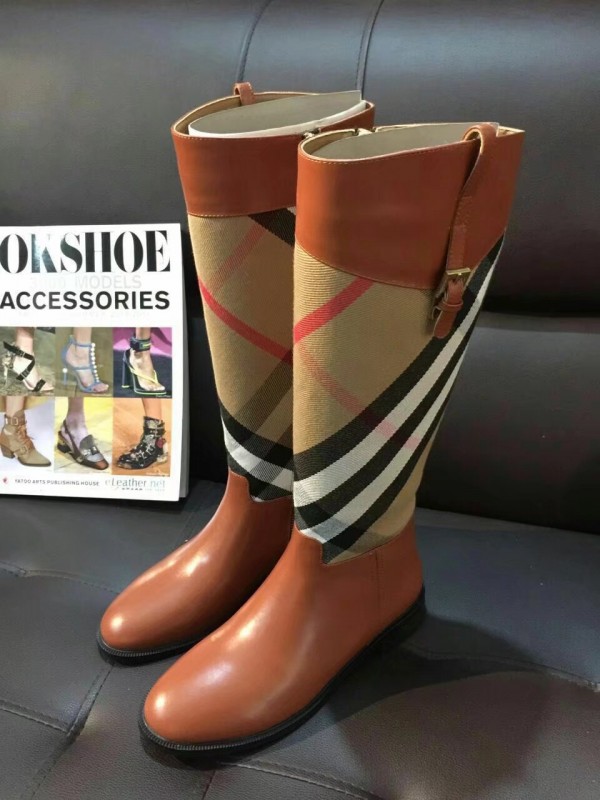 Burberry boot