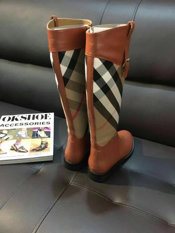 Burberry boot