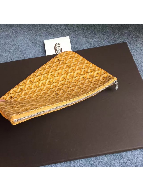 Goyard Clutch