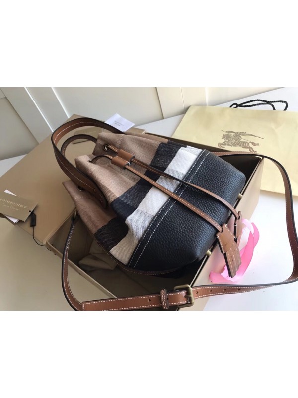 Burberry Bucket bag