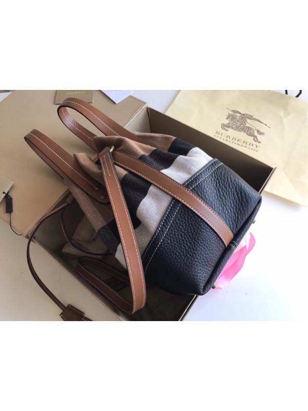 Burberry Bucket bag